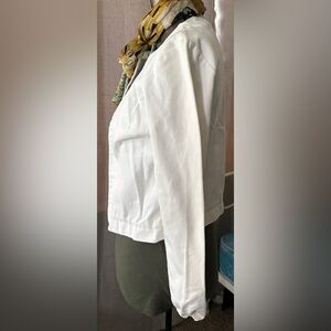 Cynthia Rowley White Jacket Minimalist Quiet Luxury Capsule Wardrobe Blazer